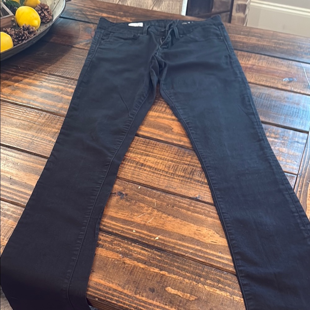 GAP Women's Black Jeans. 28/6r. Skinny bootcut. Great shape